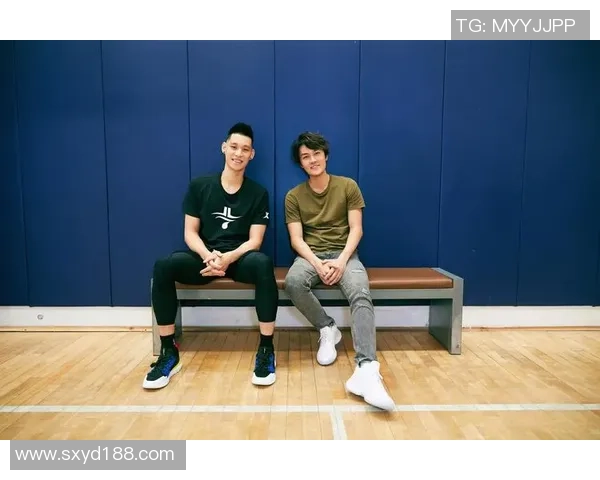 中国篮球与英国篮球的对比分析:风格特点与发展现状的全面探讨 中国篮球与英国篮球的对比分析:风格特点与发展现状的全面探讨