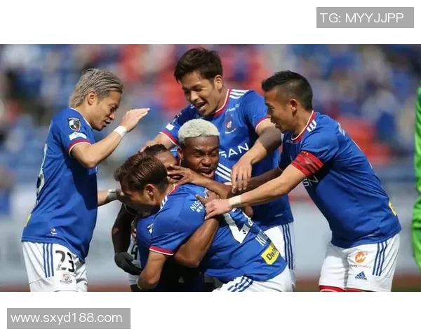 冈山绿雉与松本山的激烈对决展现足球魅力与团队精神的巅峰较量 冈山绿雉与松本山的激烈对决展现足球魅力与团队精神的巅峰较量