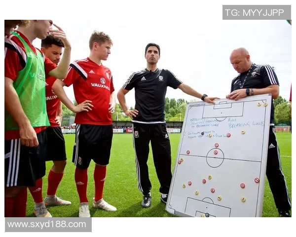 库尔图瓦：守门员之王的传奇旅程与足球生涯的辉煌成就