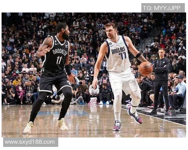 独行侠与迈阿密热火激战正酣谁能在季后赛中笑到最后